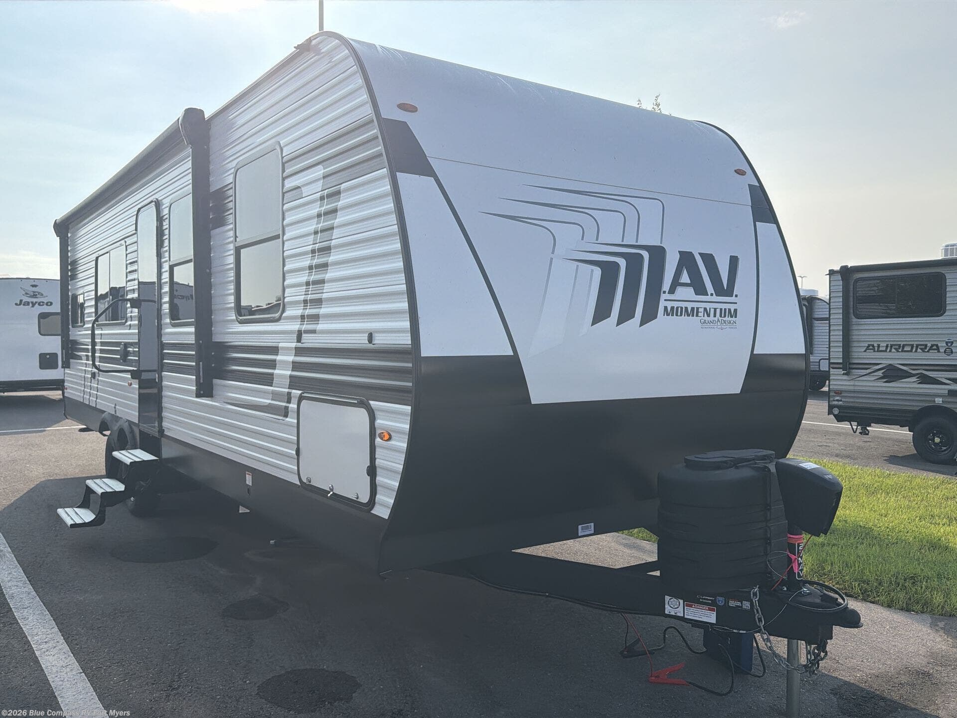 2027 Momentum MAV 27MAV by Grand Design from Blue Compass RV Fort Myers in Fort Myers, Florida