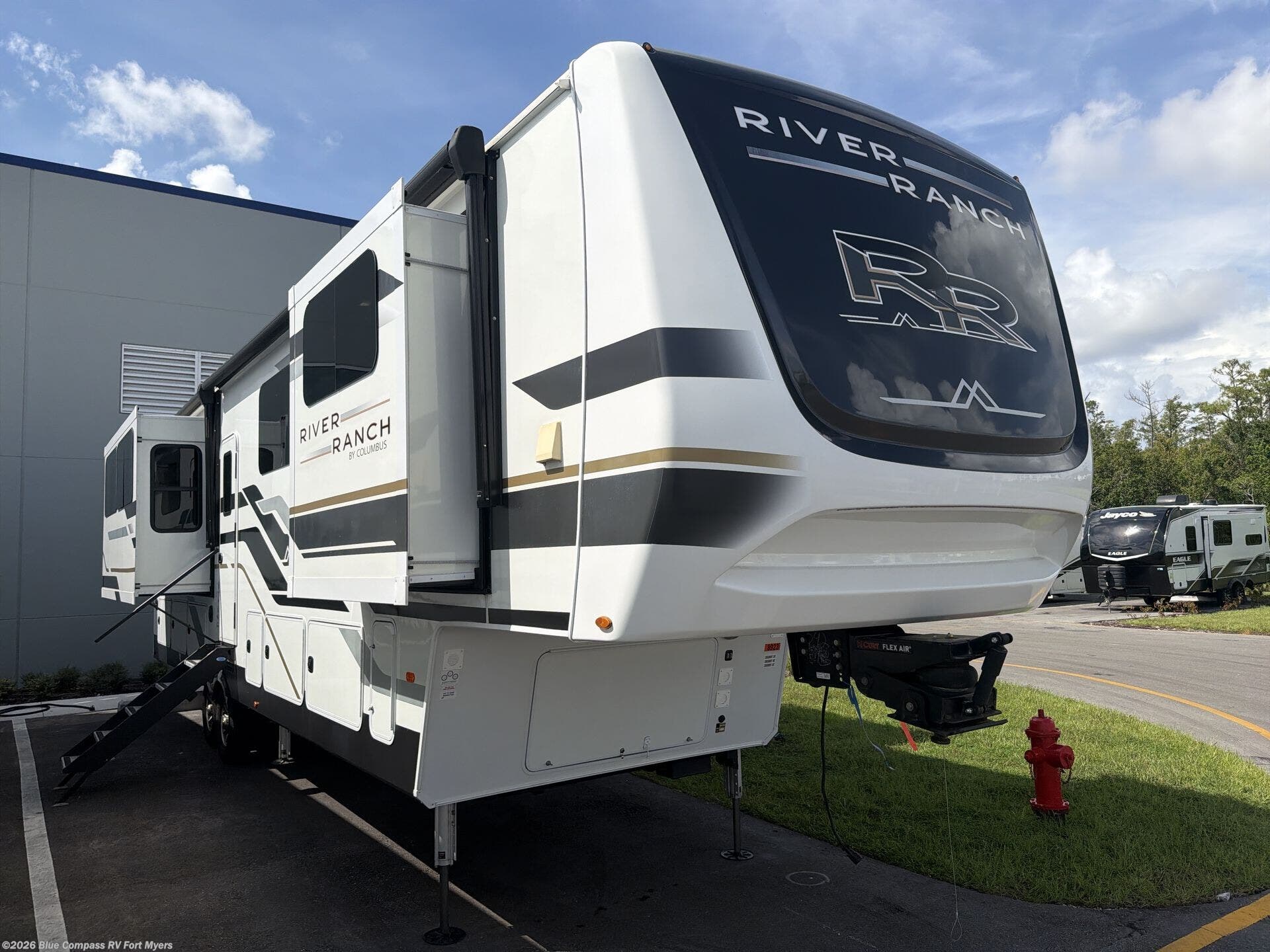 2023 River Ranch 392MB by Palomino from Blue Compass RV Fort Myers in Fort Myers, Florida