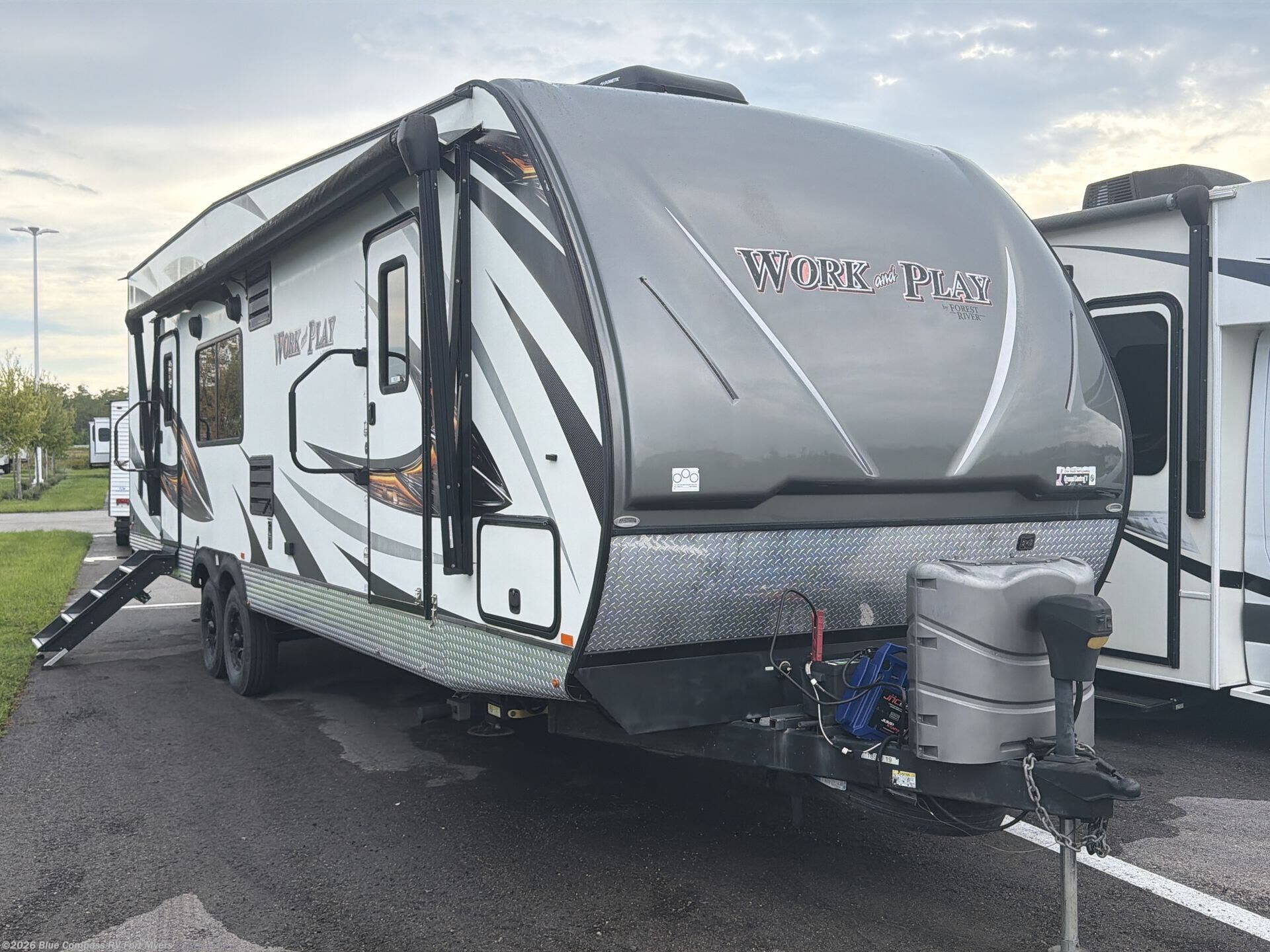 2019 Work and Play 30WQB by Forest River from Blue Compass RV Fort Myers in Fort Myers, Florida