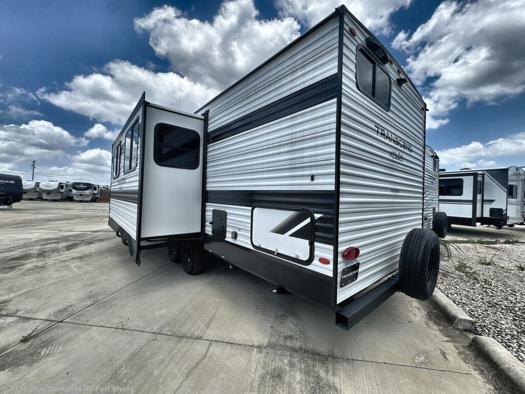 2027 Transcend Xplor 27DBX by Grand Design from Blue Compass RV Fort Myers in Fort Myers, Florida