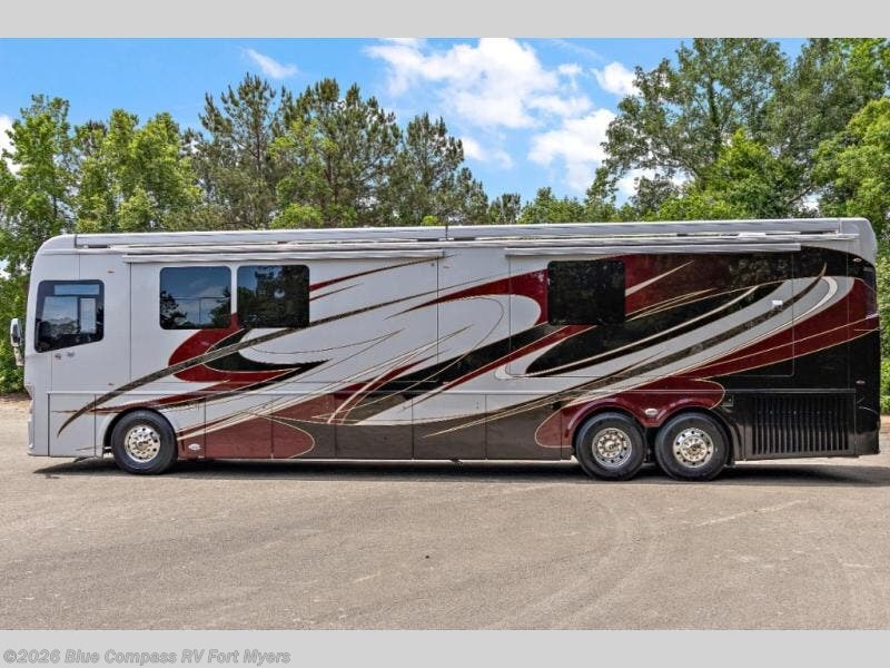 New 2027 Foretravel Realm Limited FL605 LV2 available in Fort Myers, Florida