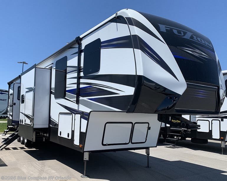 2020 Keystone Fuzion 427 RV for Sale in Casselberry, FL 32707 104