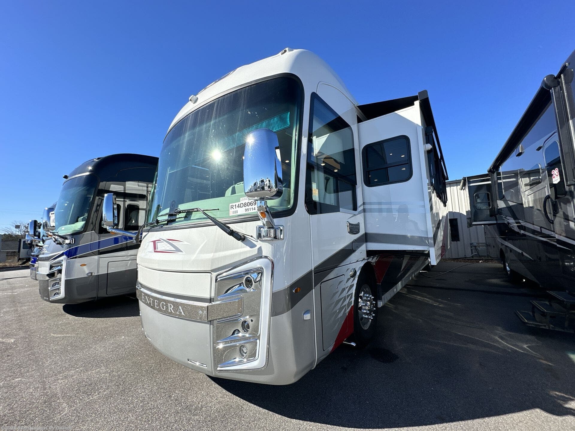 2024 Entegra Coach Anthem 44D RV for Sale in Casselberry, FL 32707