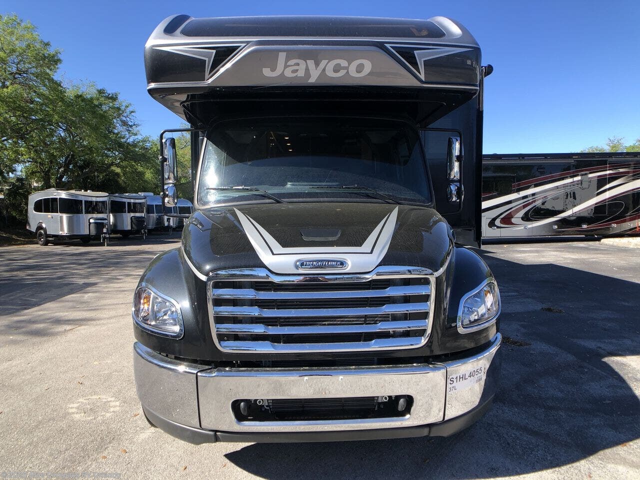 New 2025 Jayco Seneca 37L available in Casselberry, Florida