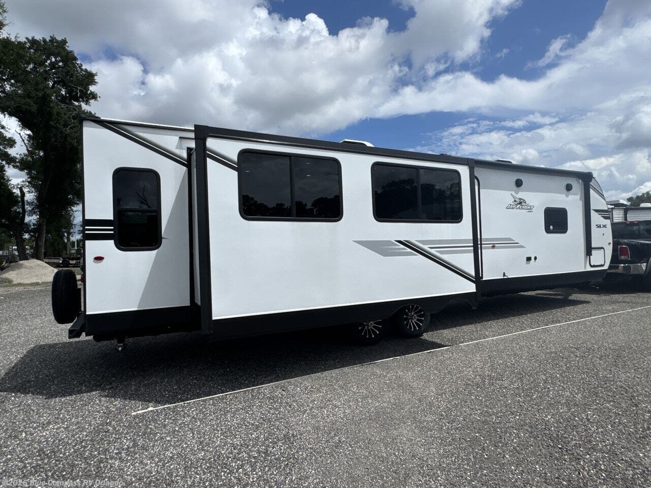 2025 Jay Flight SLX 334RTS by Jayco from Blue Compass RV Orlando in Casselberry, Florida