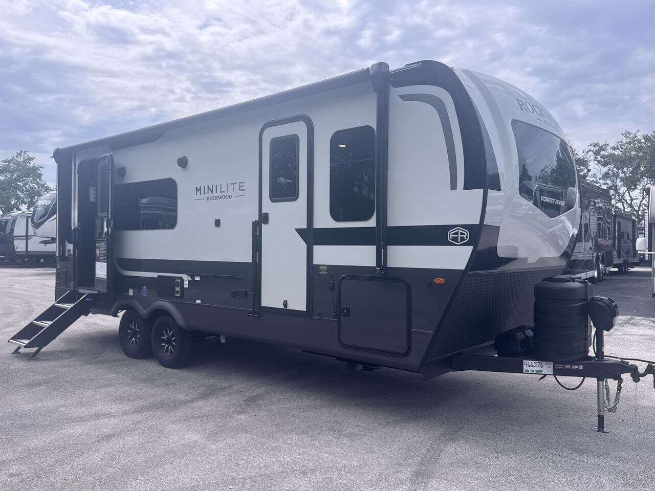 New 2026 Forest River Rockwood Mini Lite 2515S available in Casselberry, Florida