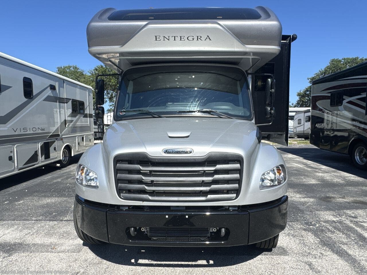 New 2026 Entegra Coach Accolade 37M available in Casselberry, Florida