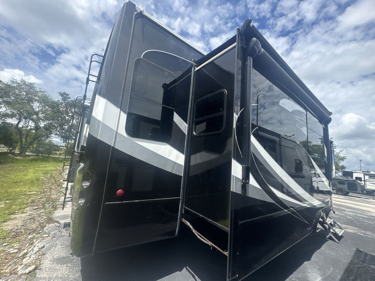 2018 Keystone Redwood 3821rl Redwood #UT42032 - For Sale in Casselberry, FL