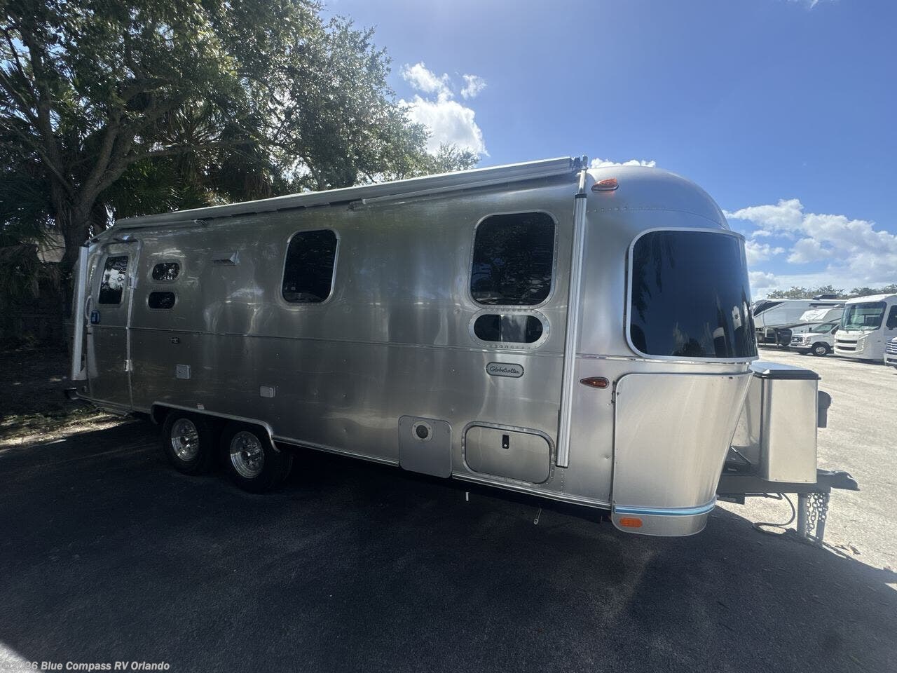 New 2026 Airstream Globetrotter 25FB available in Casselberry, Florida