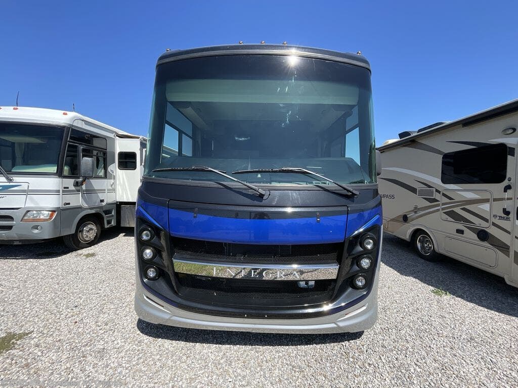 Used 2022 Entegra Coach Vision 29s Entegra available in Casselberry, Florida