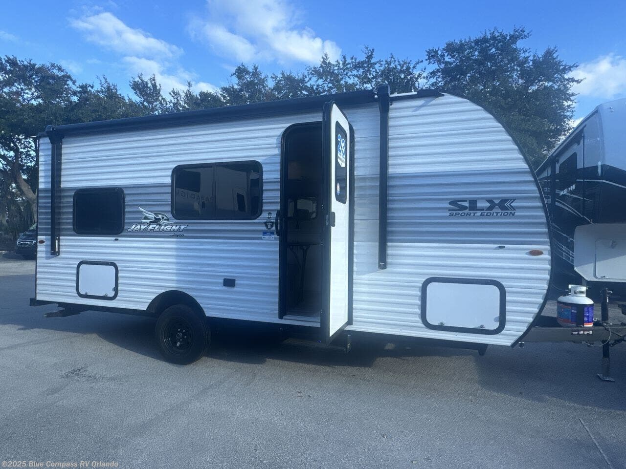 New 2026 Jayco Jay Flight SLX 172DBSports edition available in Casselberry, Florida