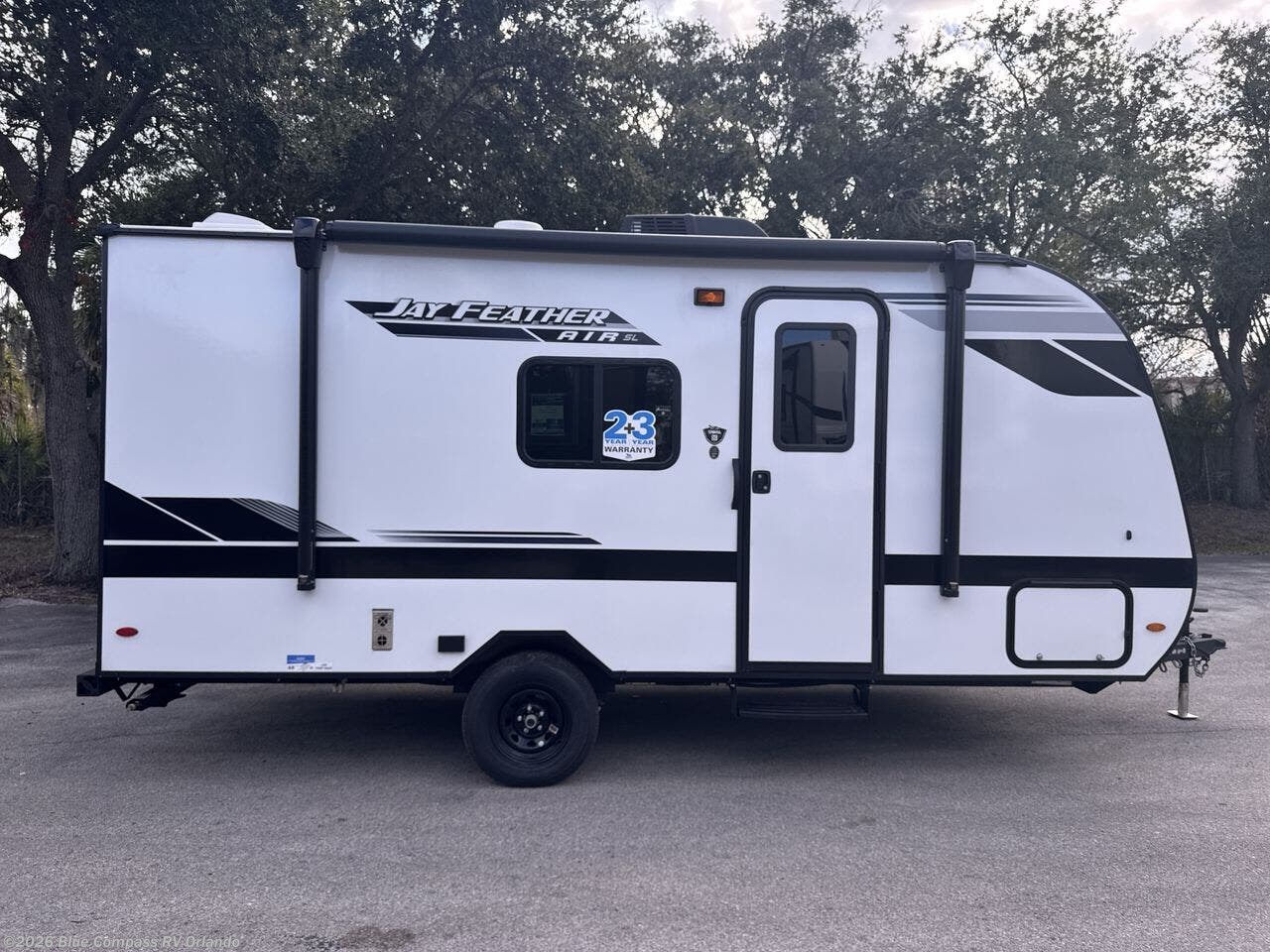 New 2026 Jayco Jay Feather Air SL 17BHSL available in Casselberry, Florida