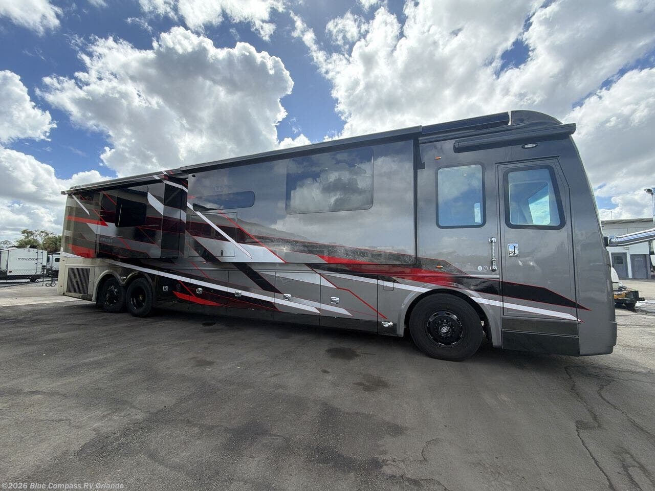 Used 2023 Foretravel Realm FS605 LV3 available in Casselberry, Florida