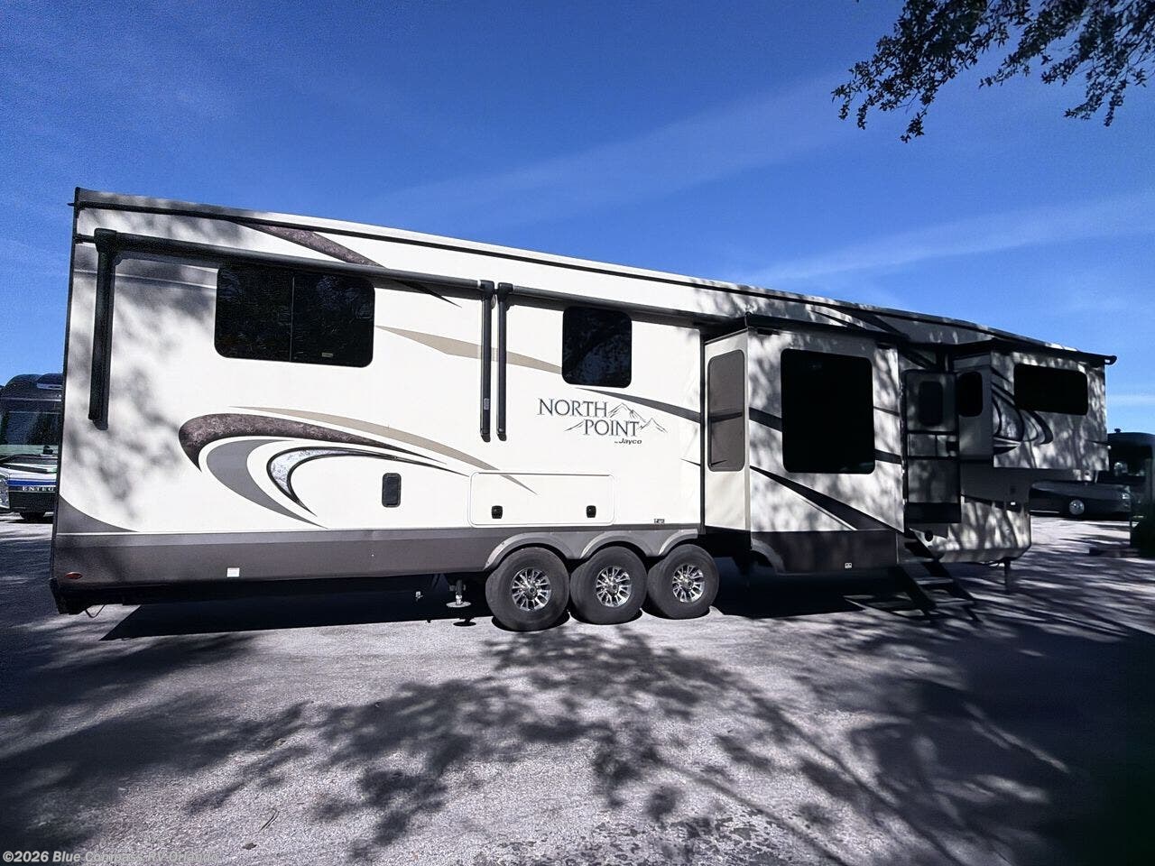2019 North Point 385THWS by Jayco from Blue Compass RV Orlando in Casselberry, Florida