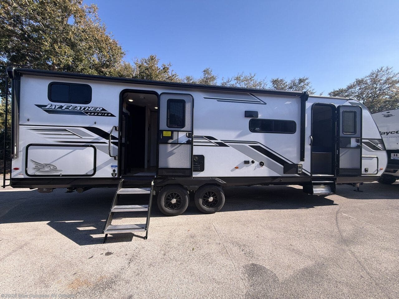 2026 Jay Feather 27BH by Jayco from Blue Compass RV Orlando in Casselberry, Florida