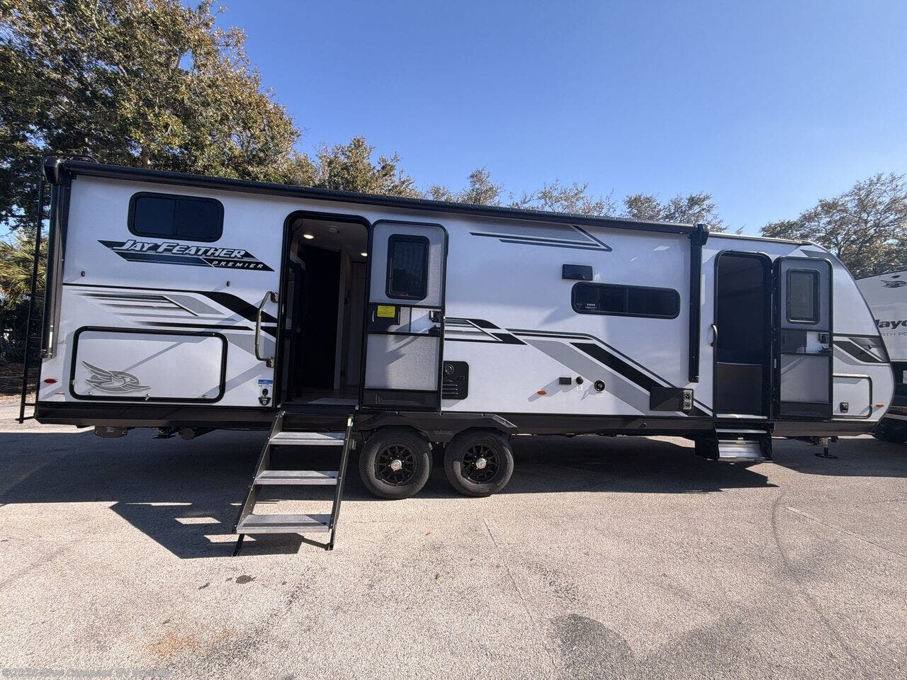 New 2026 Jayco Jay Feather 27BH available in Casselberry, Florida