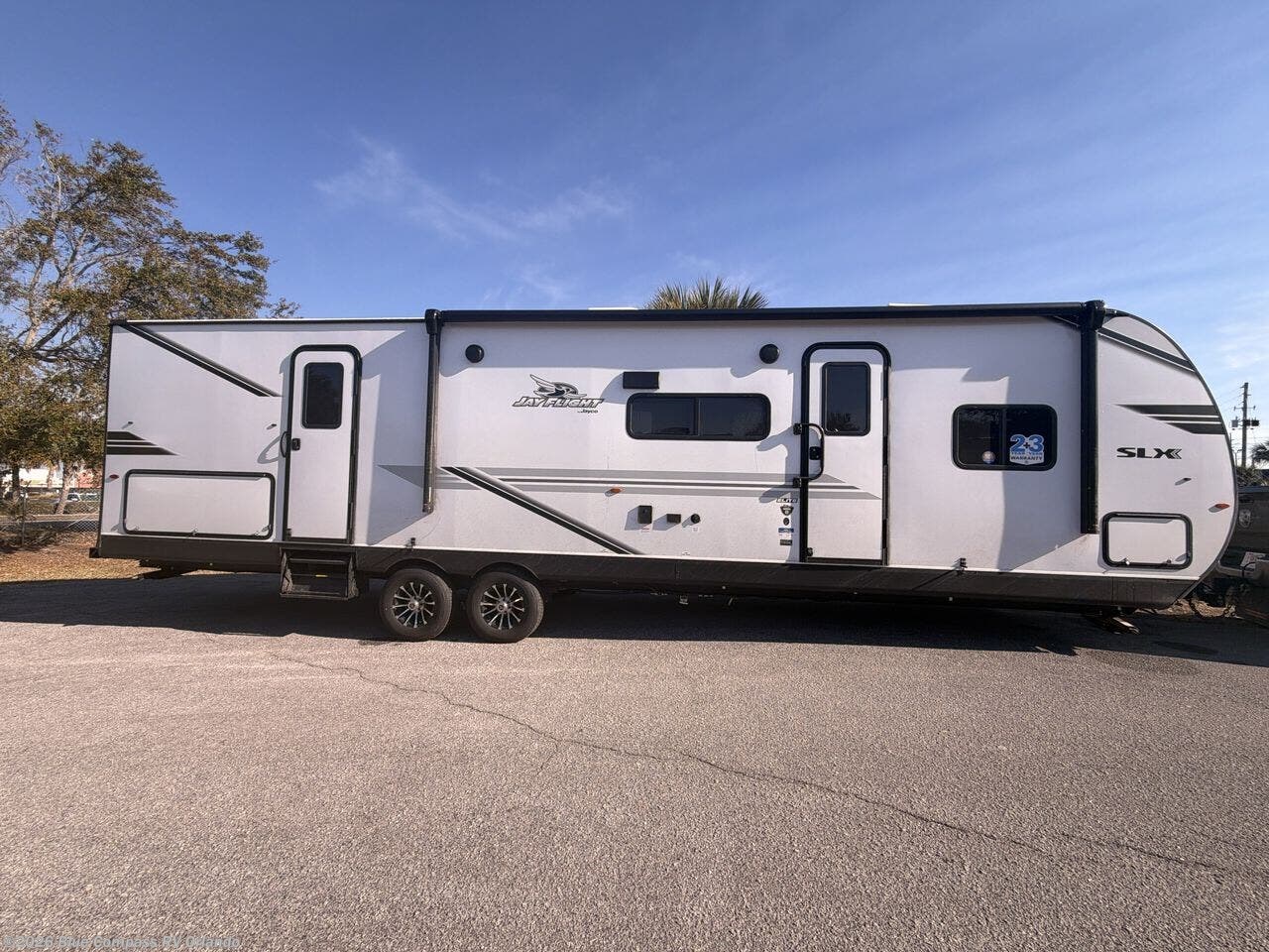 New 2026 Jayco Jay Flight SLX 321BDS available in Casselberry, Florida
