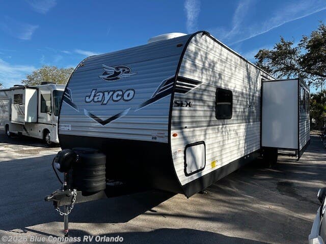 New 2025 Jayco Jay Flight SLX 330TBS available in Casselberry, Florida
