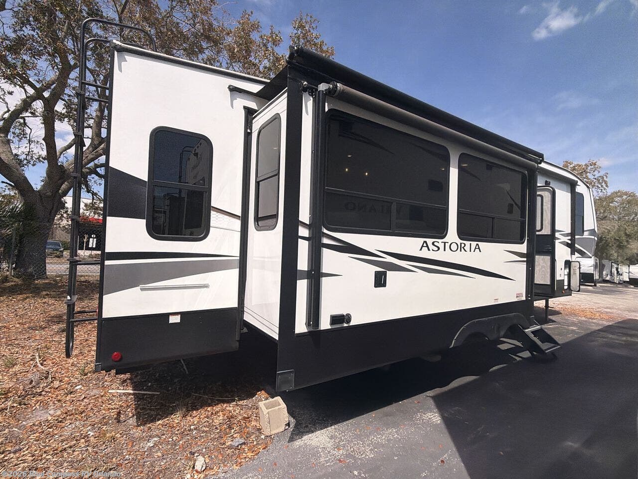 2023 Astoria 3173RLP by Dutchmen from Blue Compass RV Orlando in Casselberry, Florida