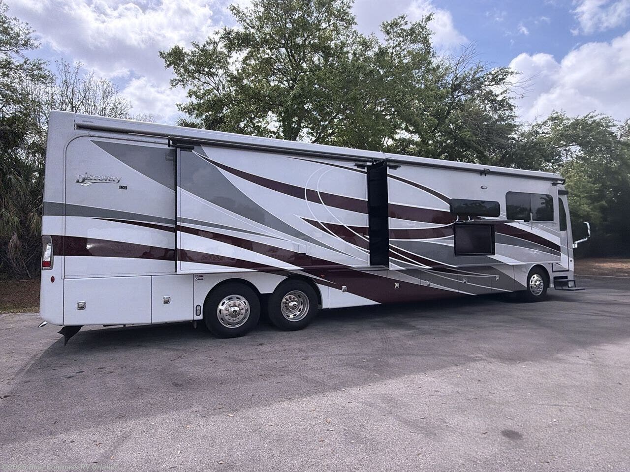 2021 Discovery LXE 44B by Fleetwood from Blue Compass RV Orlando in Casselberry, Florida