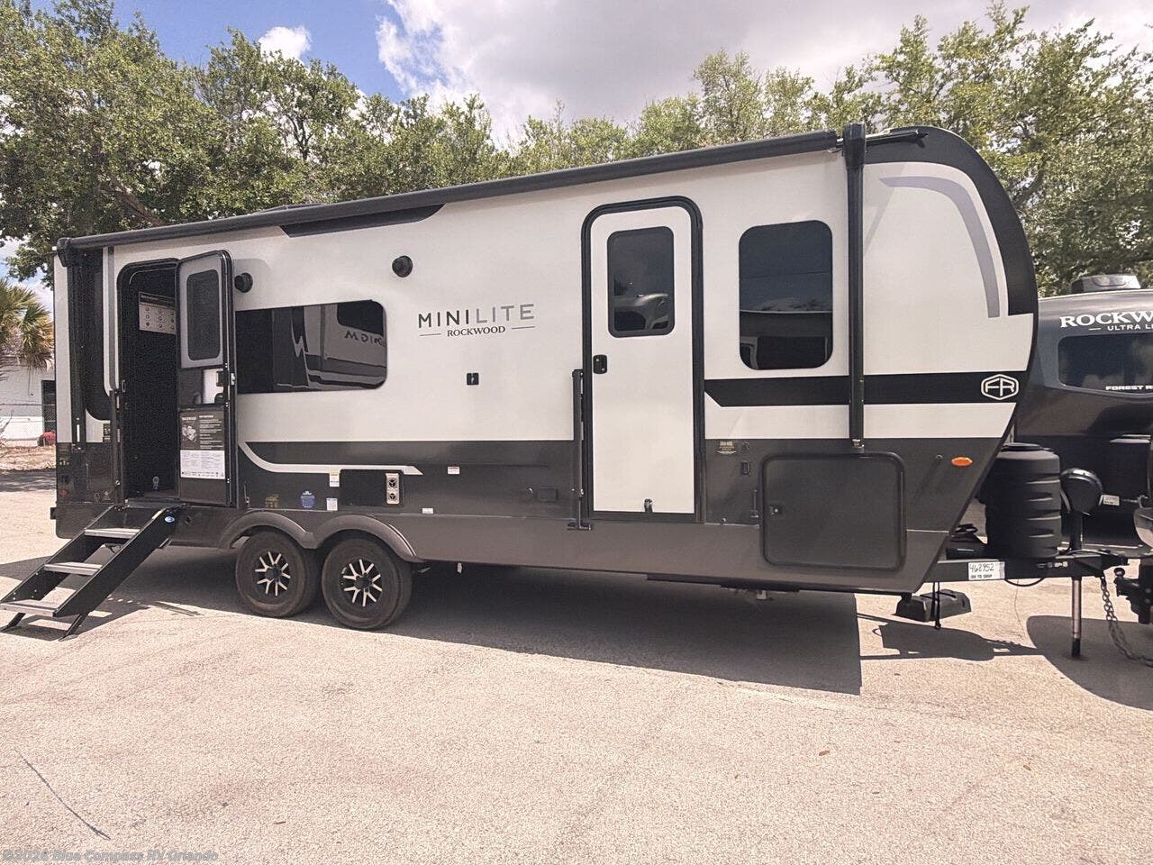 New 2026 Forest River Rockwood Mini Lite 2515S available in Casselberry, Florida