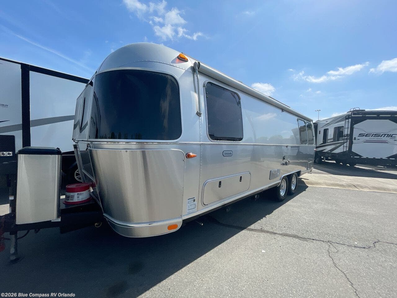 Used 2023 Airstream Globetrotter 27FB Twin available in Casselberry, Florida