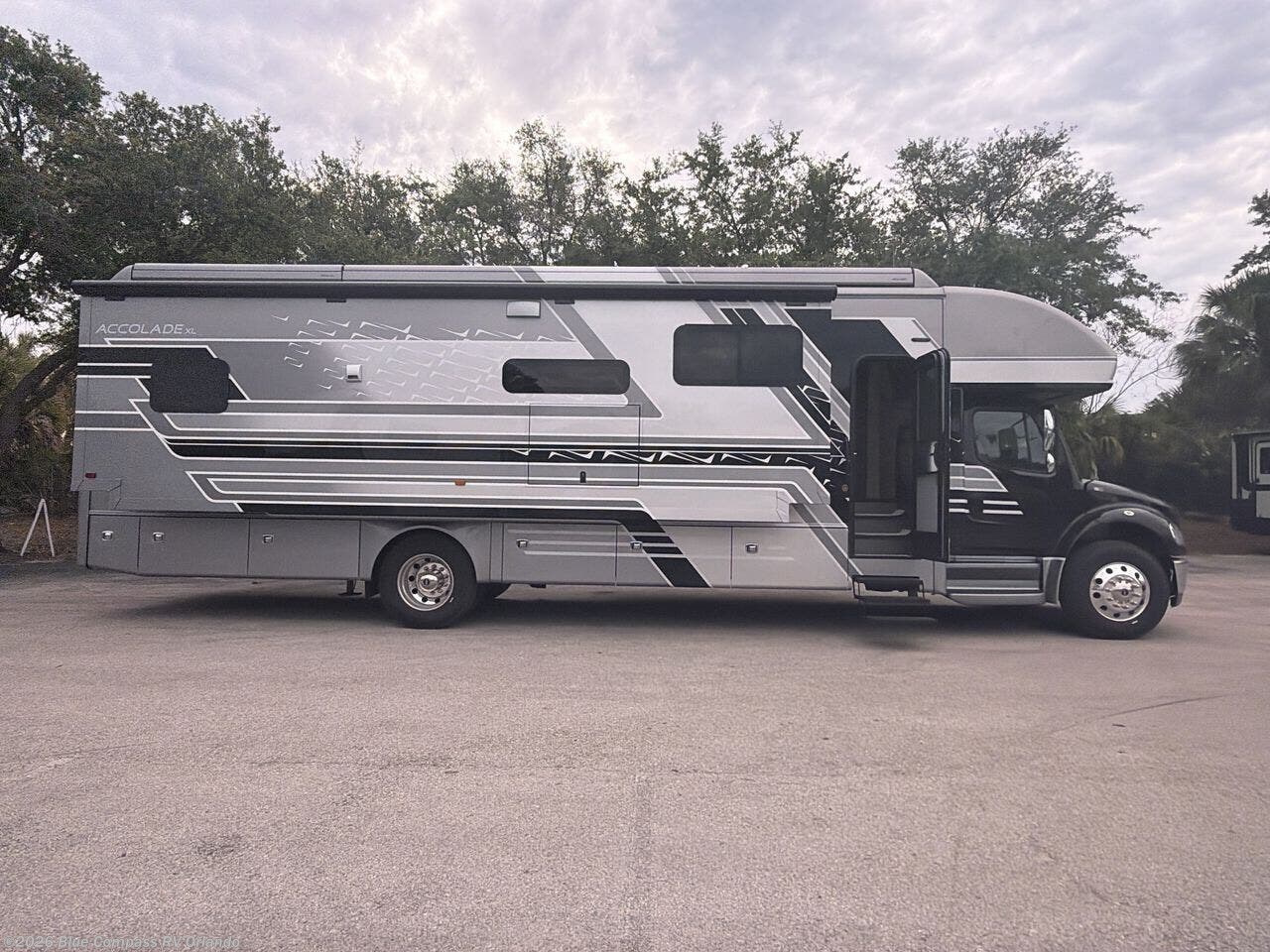 New 2026 Entegra Coach Accolade XL 37M available in Casselberry, Florida
