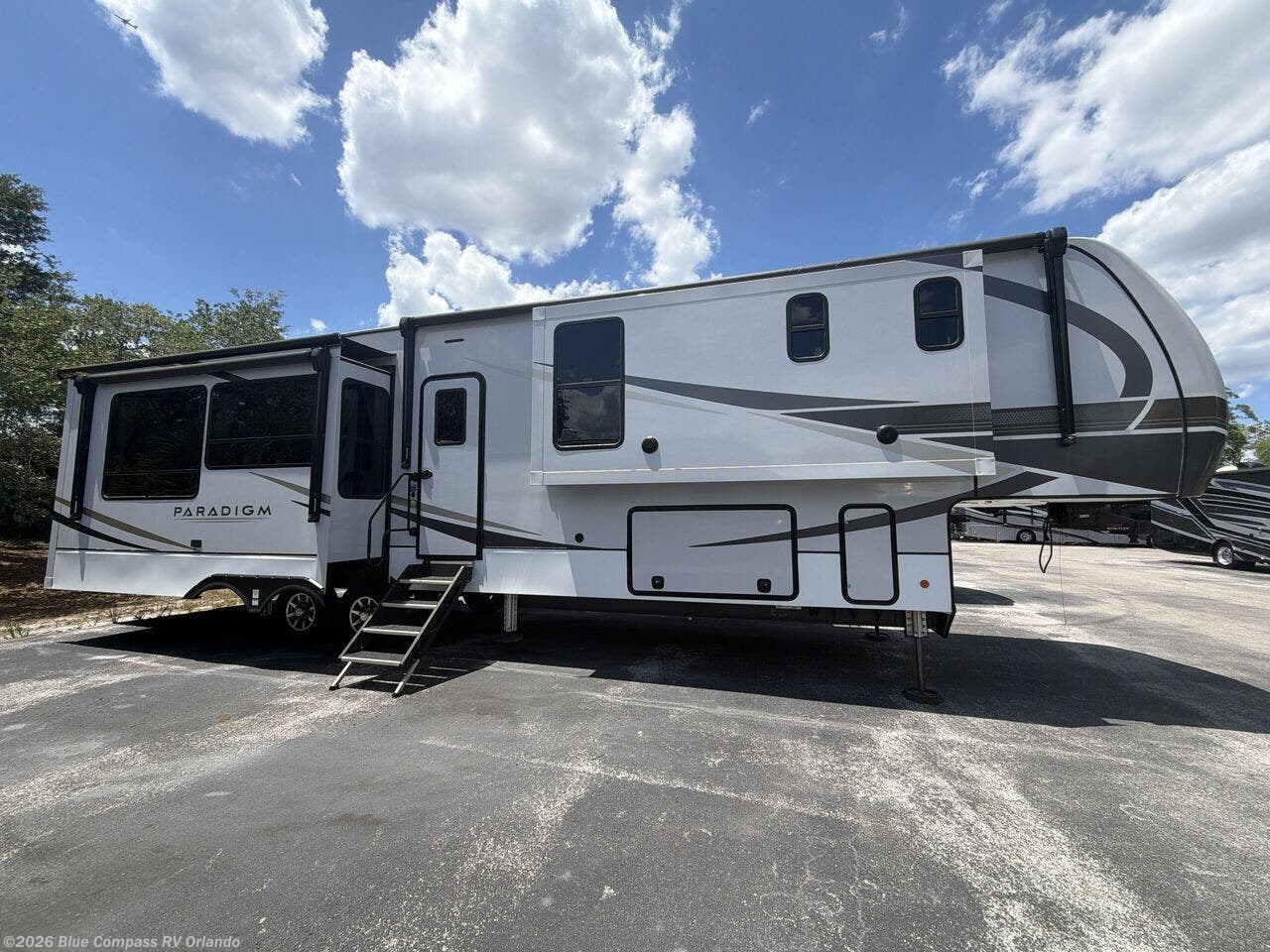 Used 2023 Alliance RV Paradigm 382RK available in Casselberry, Florida