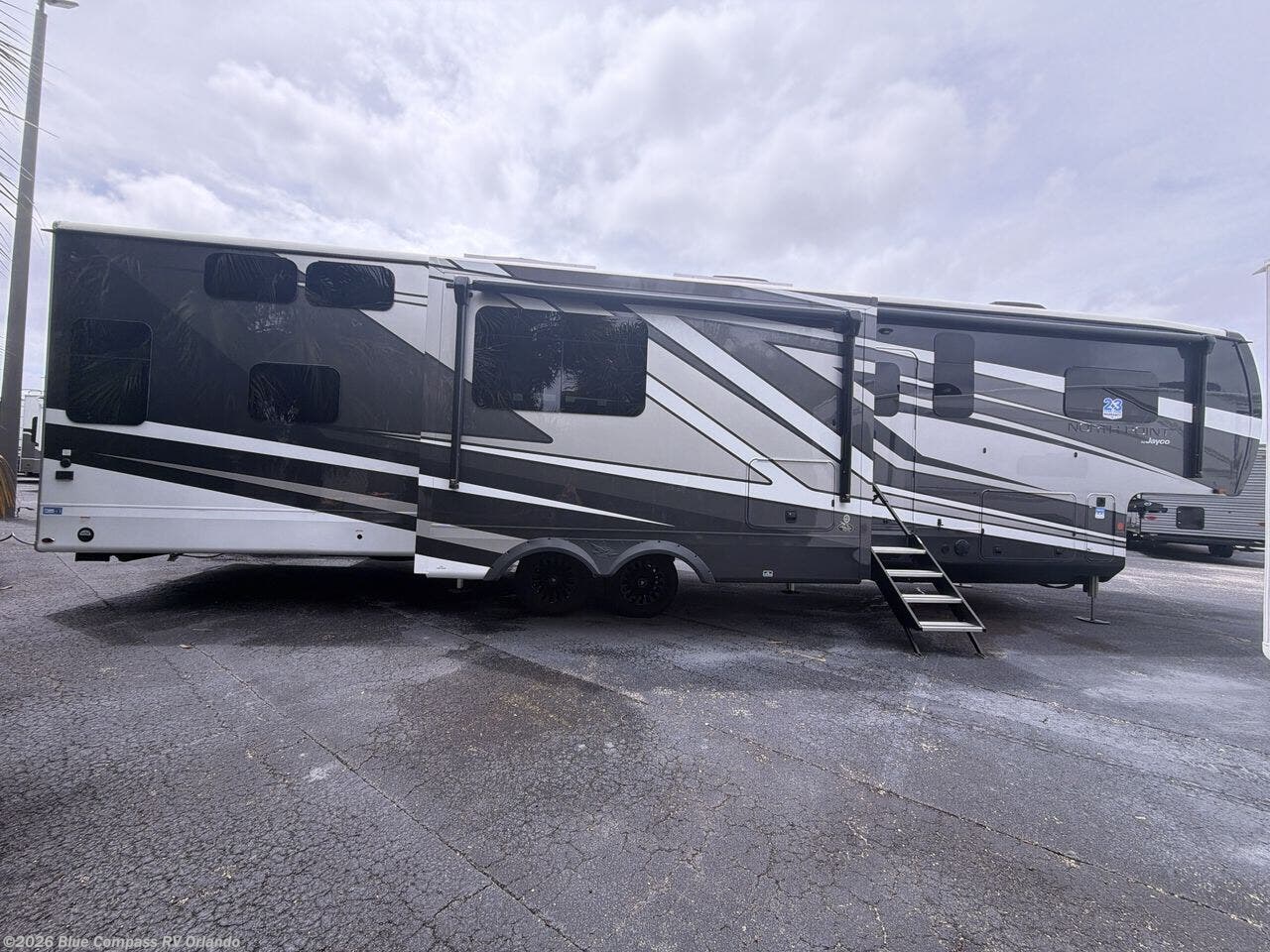New 2026 Jayco North Point 395DSDB available in Casselberry, Florida