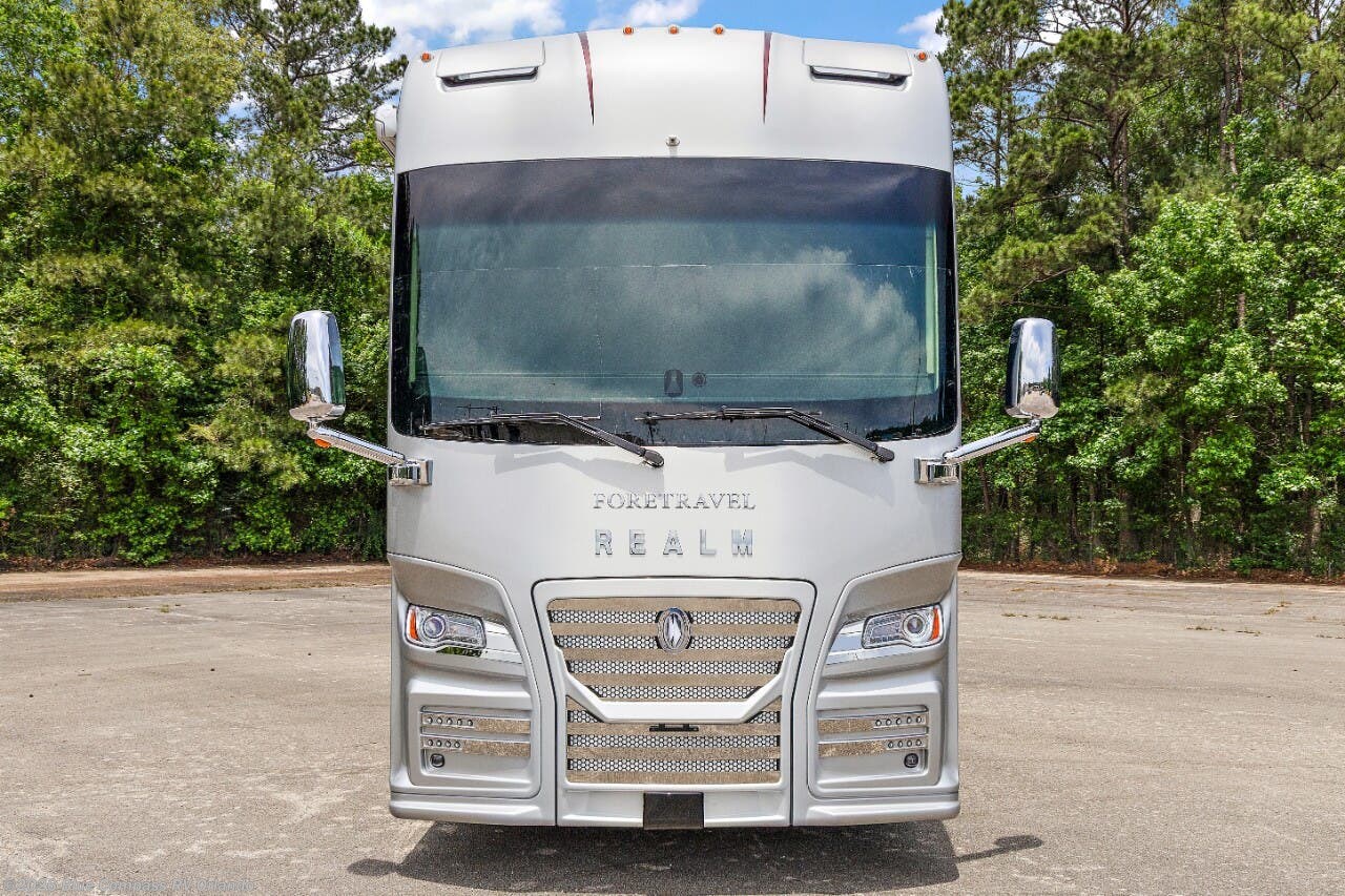 2027 Realm FS605 LV2 by Foretravel from Blue Compass RV Orlando in Casselberry, Florida