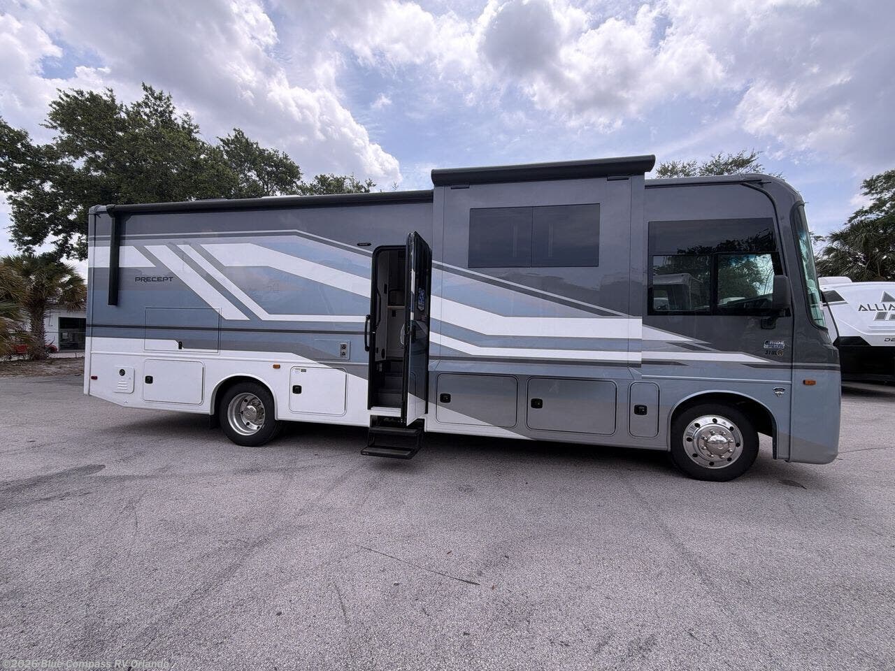 New 2027 Jayco Precept 31UL available in Casselberry, Florida