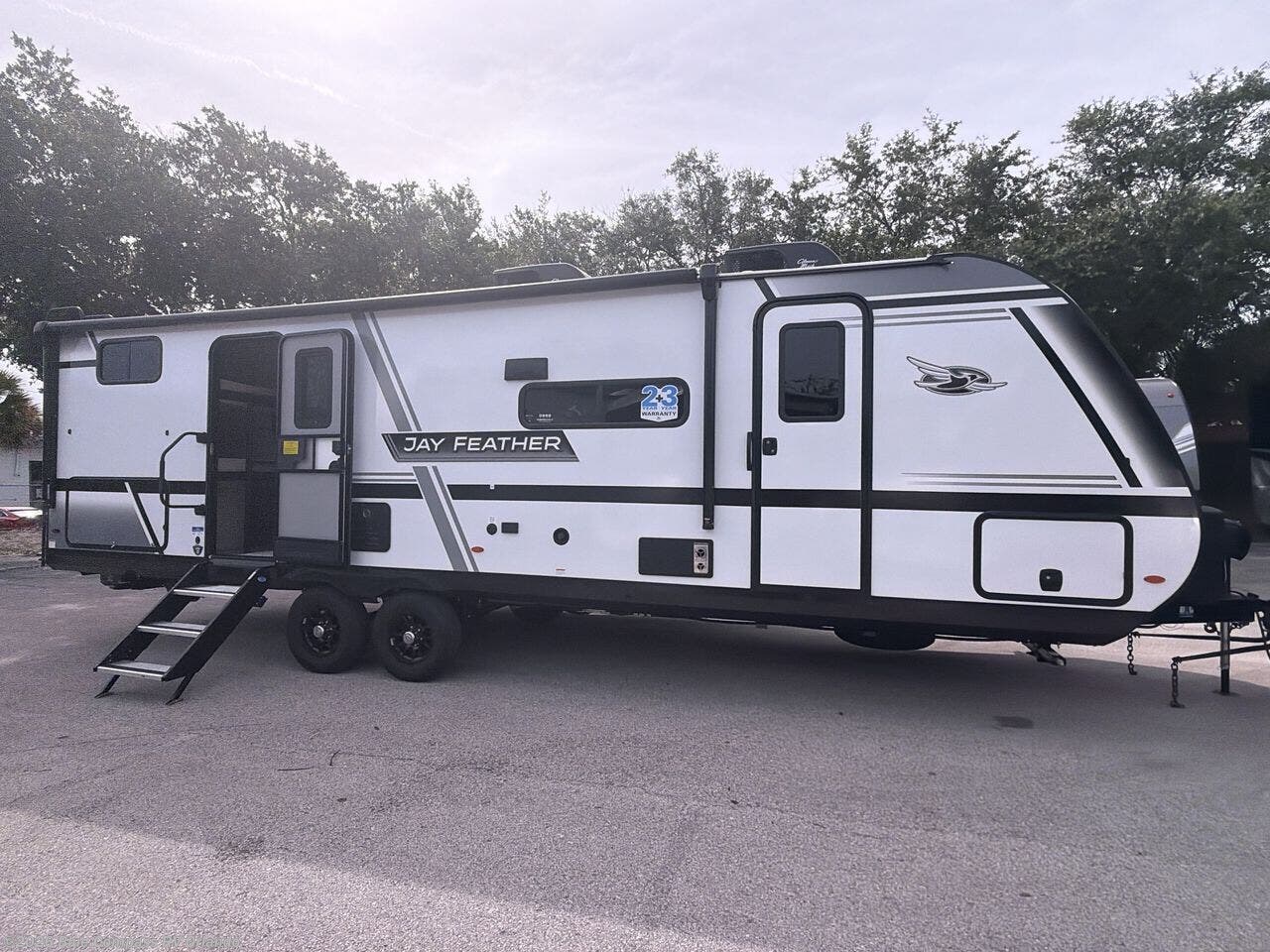 New 2027 Jayco Jay Feather 27BH available in Casselberry, Florida
