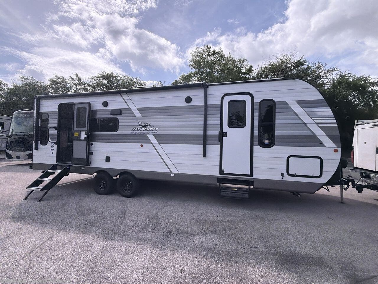 New 2027 Jayco Jay Flight SLX 262RLS available in Casselberry, Florida