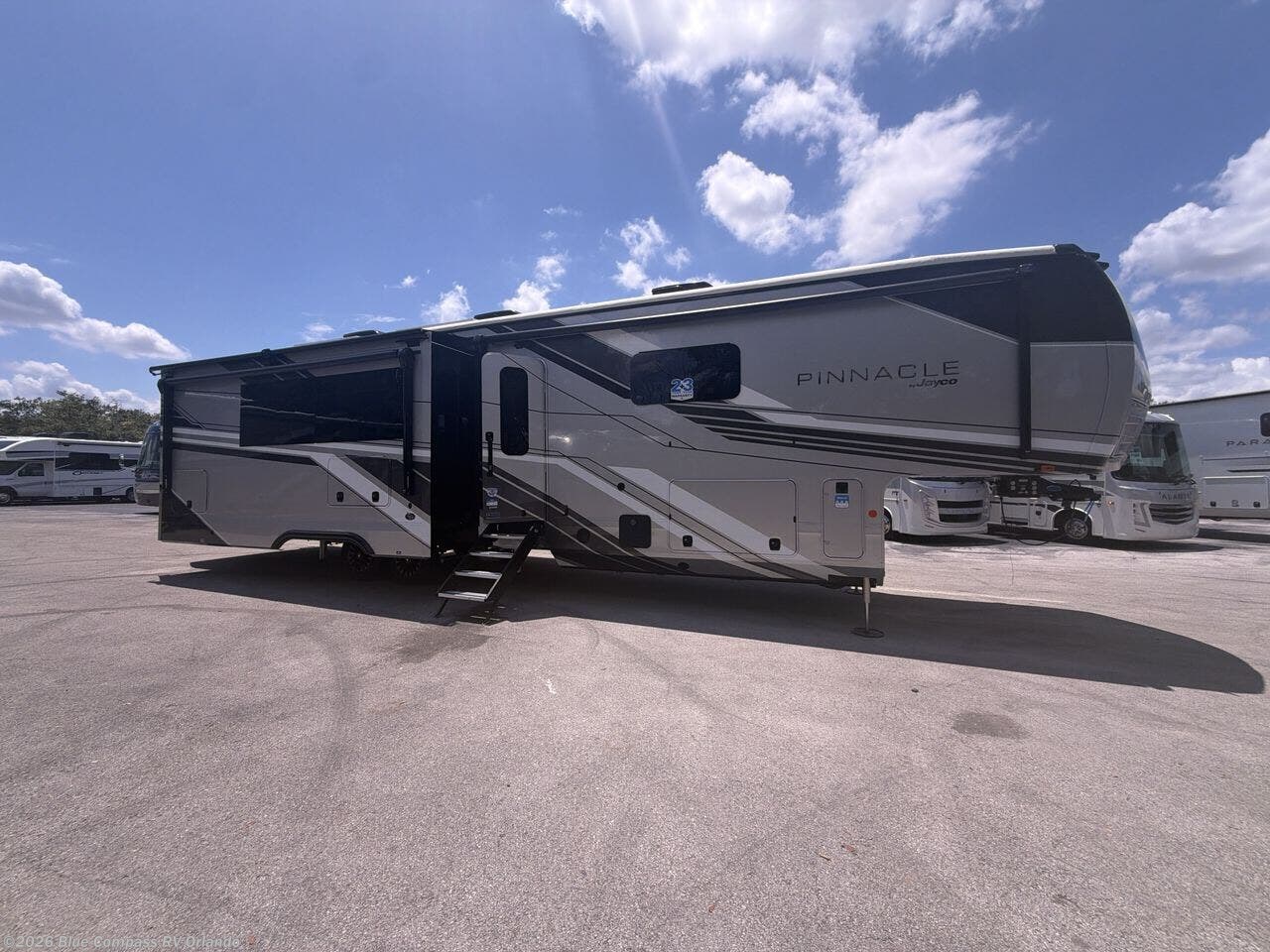 New 2027 Jayco Pinnacle 38FBRK available in Casselberry, Florida