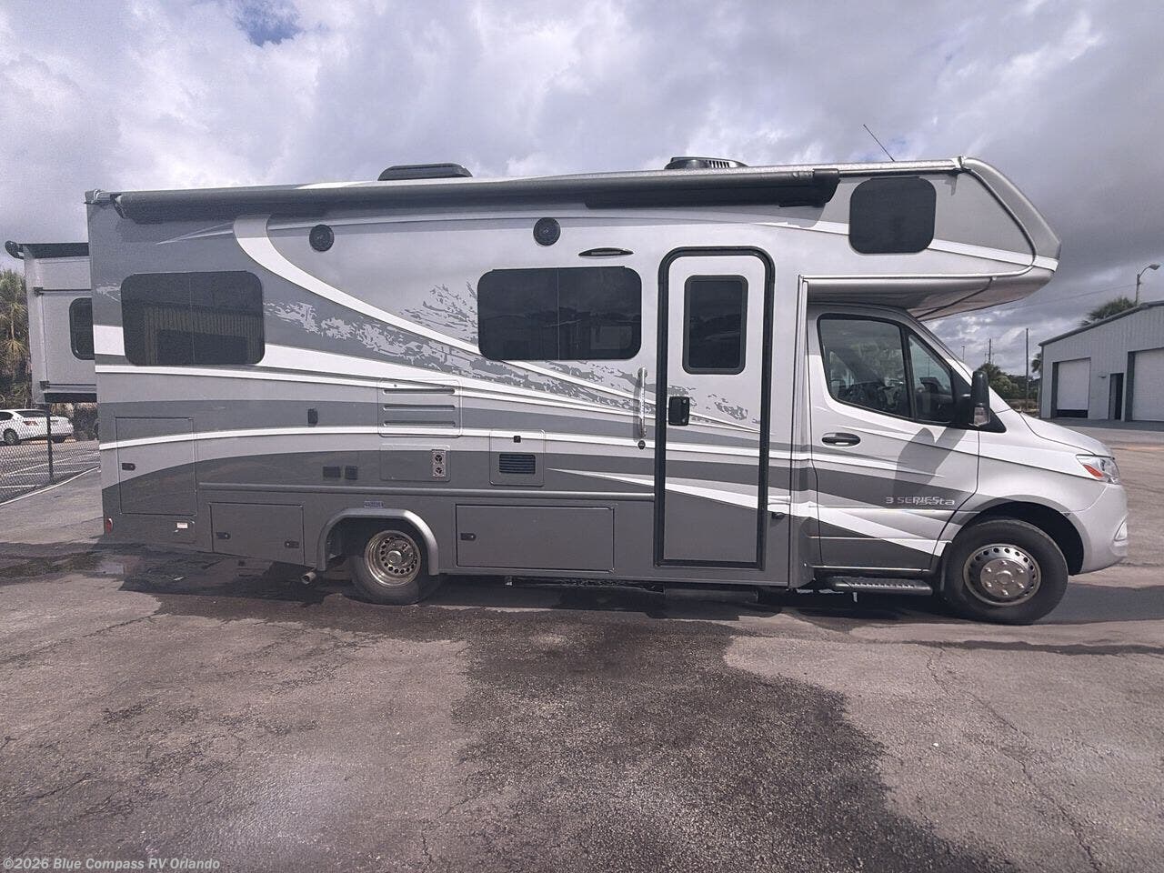 Used 2021 Dynamax Corp isata 3 24RW available in Casselberry, Florida