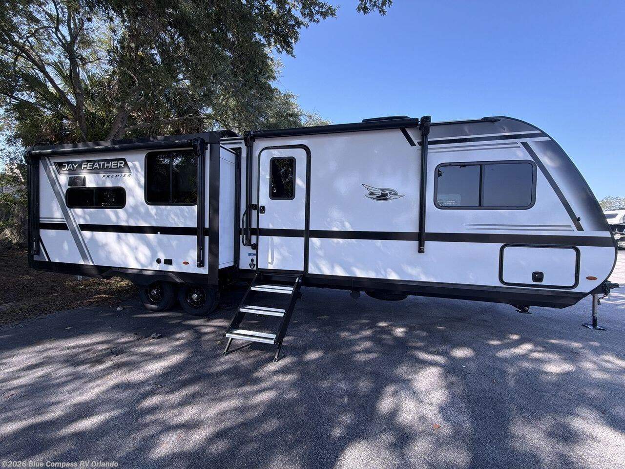 New 2027 Jayco Jay Feather 27MK available in Casselberry, Florida
