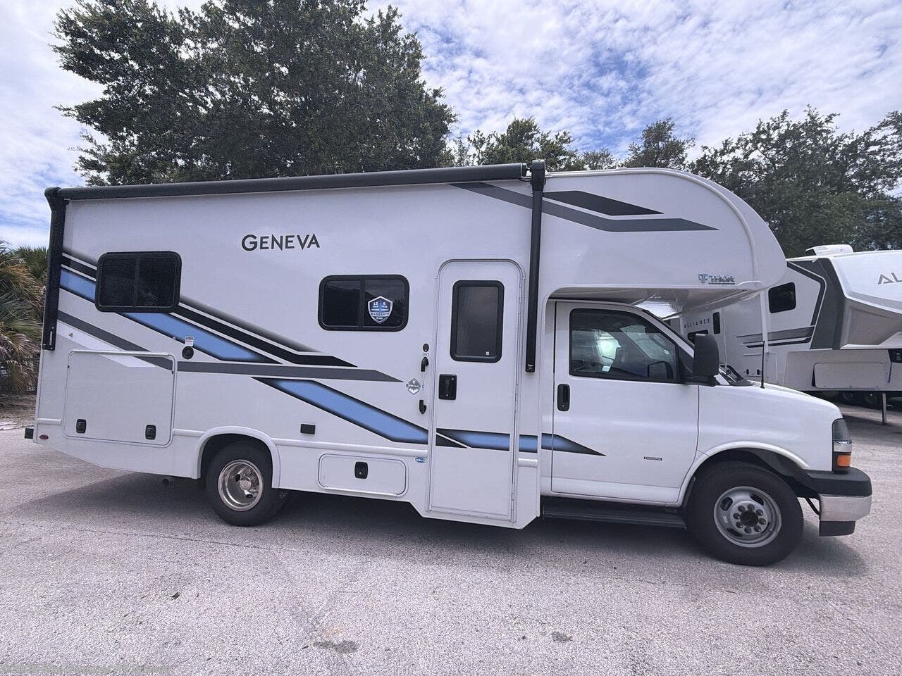 New 2027 Thor Motor Coach Geneva 21VT Chevy available in Casselberry, Florida