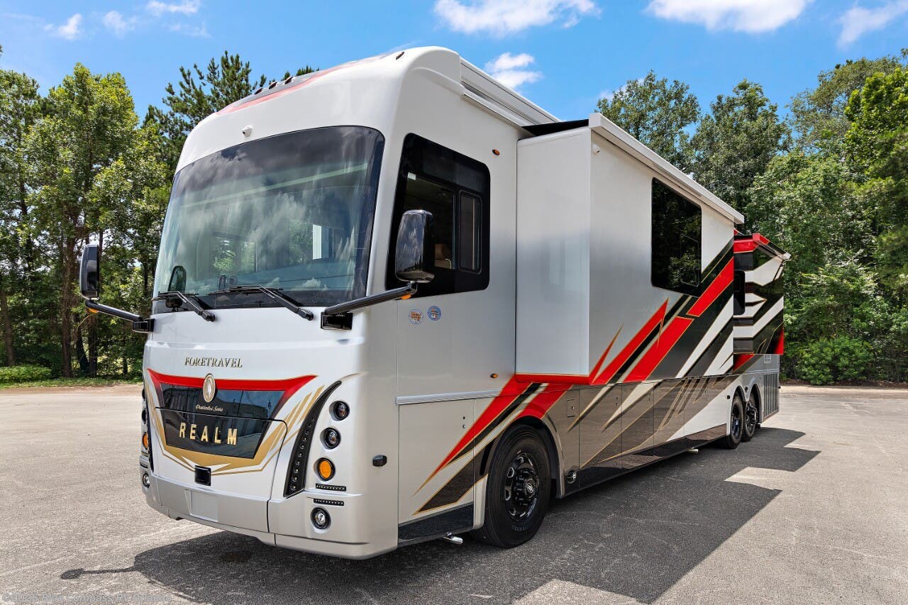 2027 Foretravel Unknown LV3 - New Class A For Sale by Blue Compass RV Orlando in Casselberry, Florida