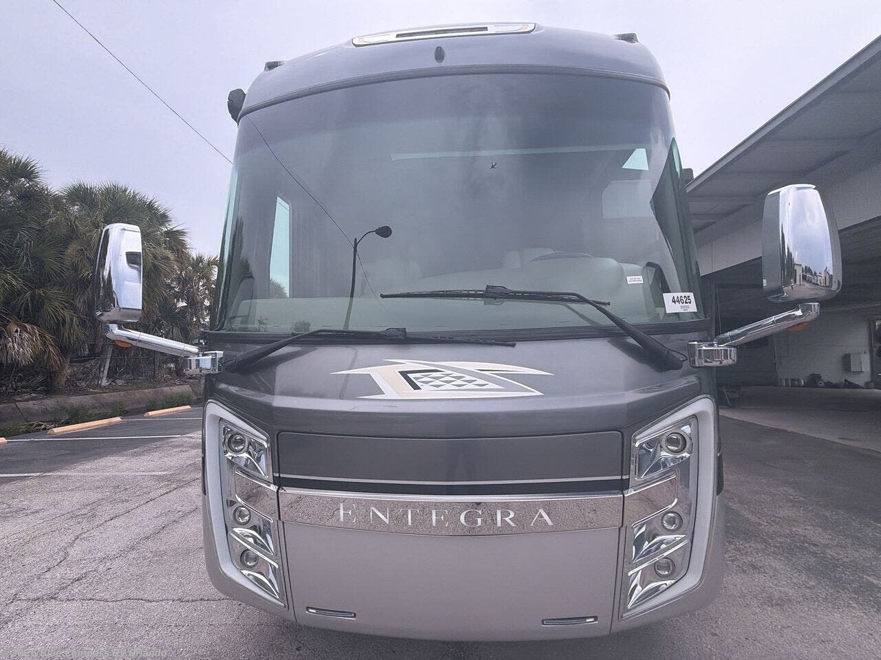Used 2022 Entegra Coach Anthem 44W available in Casselberry, Florida