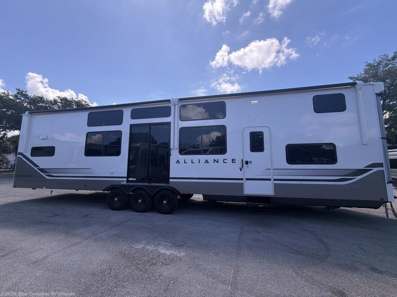 New 2027 Alliance RV Benchmark 44RKL available in Casselberry, Florida