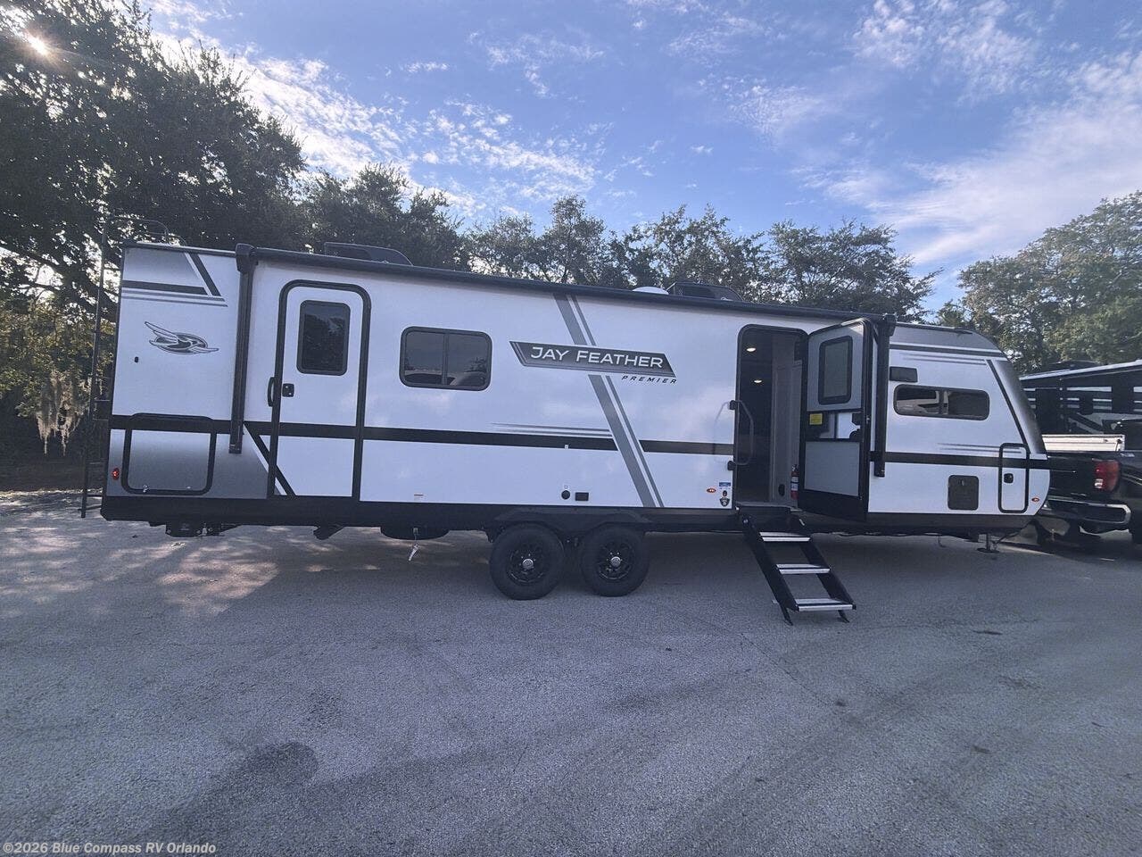 2027 Jay Feather 26FK by Jayco from Blue Compass RV Orlando in Casselberry, Florida