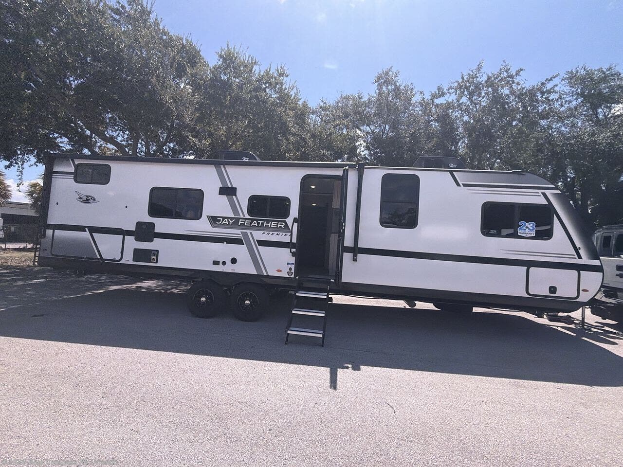 New 2027 Jayco Jay Feather 29QBH available in Casselberry, Florida