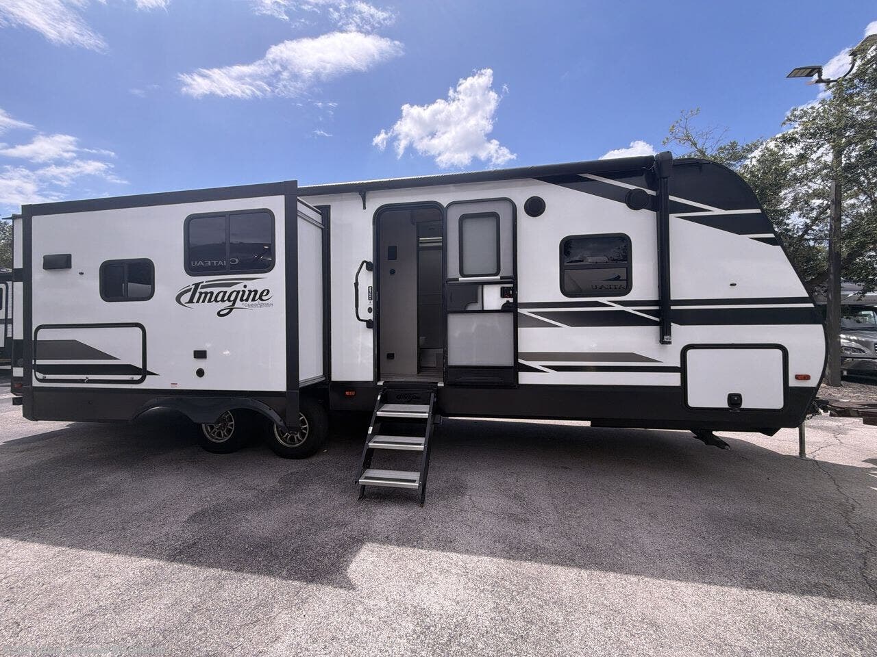 Used 2022 Grand Design Imagine 2670MK available in Casselberry, Florida