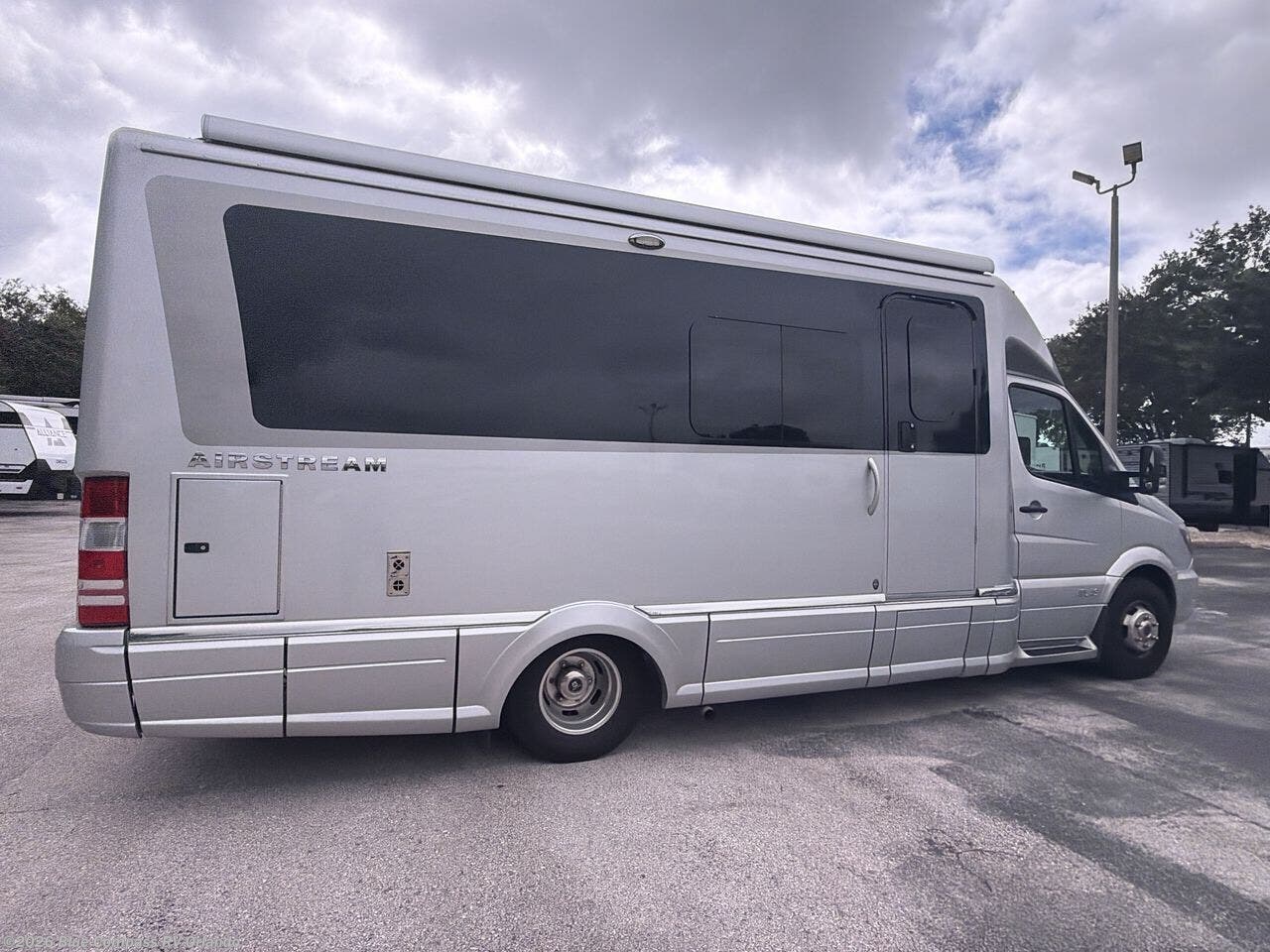 2019 Atlas Murphy Suite by Airstream from Blue Compass RV Orlando in Casselberry, Florida