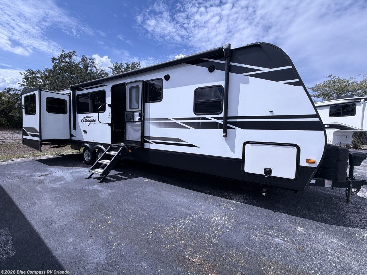 Used 2020 Grand Design Imagine 3100RD available in Casselberry, Florida