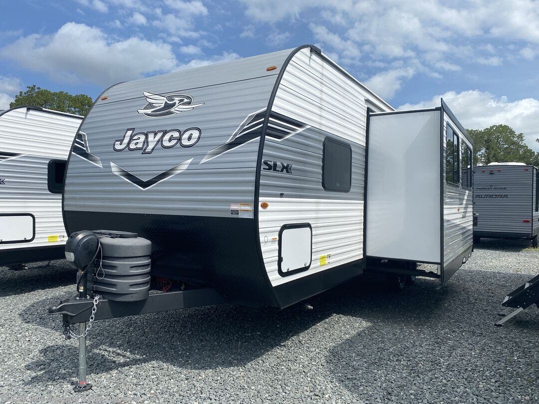 New 2025 Jayco Jay Flight SLX 261BHS available in St. Augustine, Florida