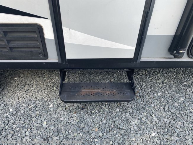 2020 Jayco Jay Flight SLX 7 174BH - 1 41803 4737207 291815880 ;maxwidth=653;maxheight=490;mode=pad