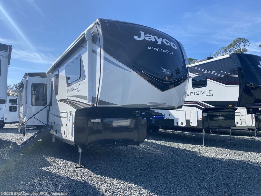 2026 Pinnacle 32RLTS by Jayco from Blue Compass RV St. Augustine in St. Augustine, Florida