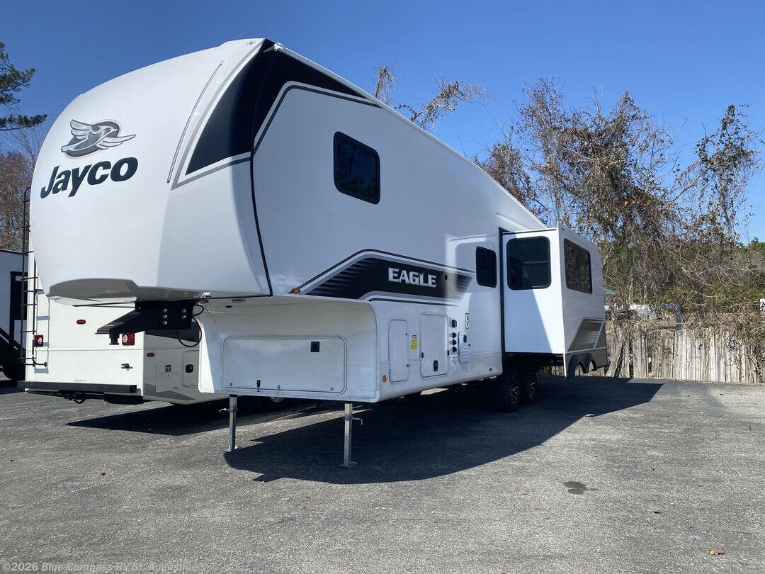 New 2026 Jayco Eagle SLE 28BHU available in St. Augustine, Florida