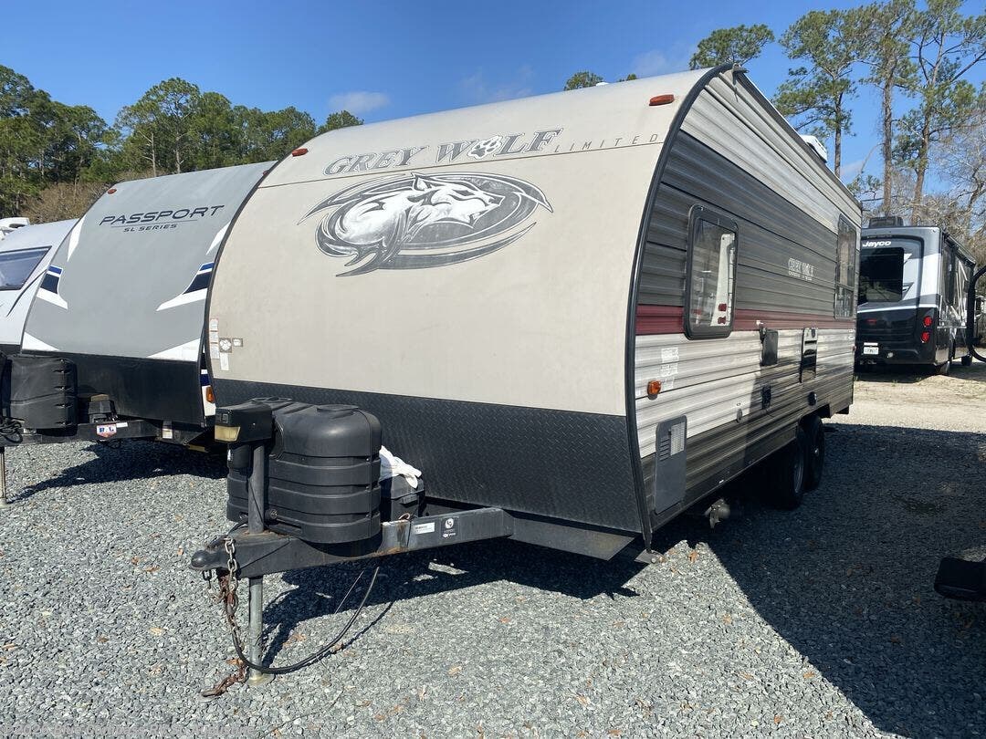 Used 2018 Forest River Cherokee Grey Wolf 19SM available in St. Augustine, Florida